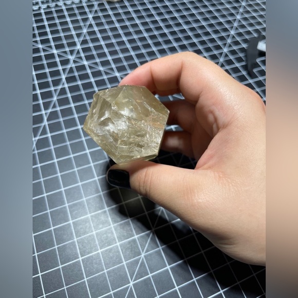 Natural Citrine Raw Point from Congo - Picture 7 of 12